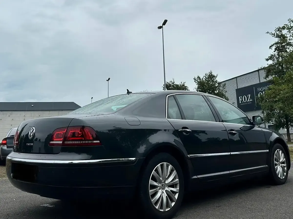 Gebraucht VW Phaeton 245 PS (180 kW) 2014 Schwarz Limousine