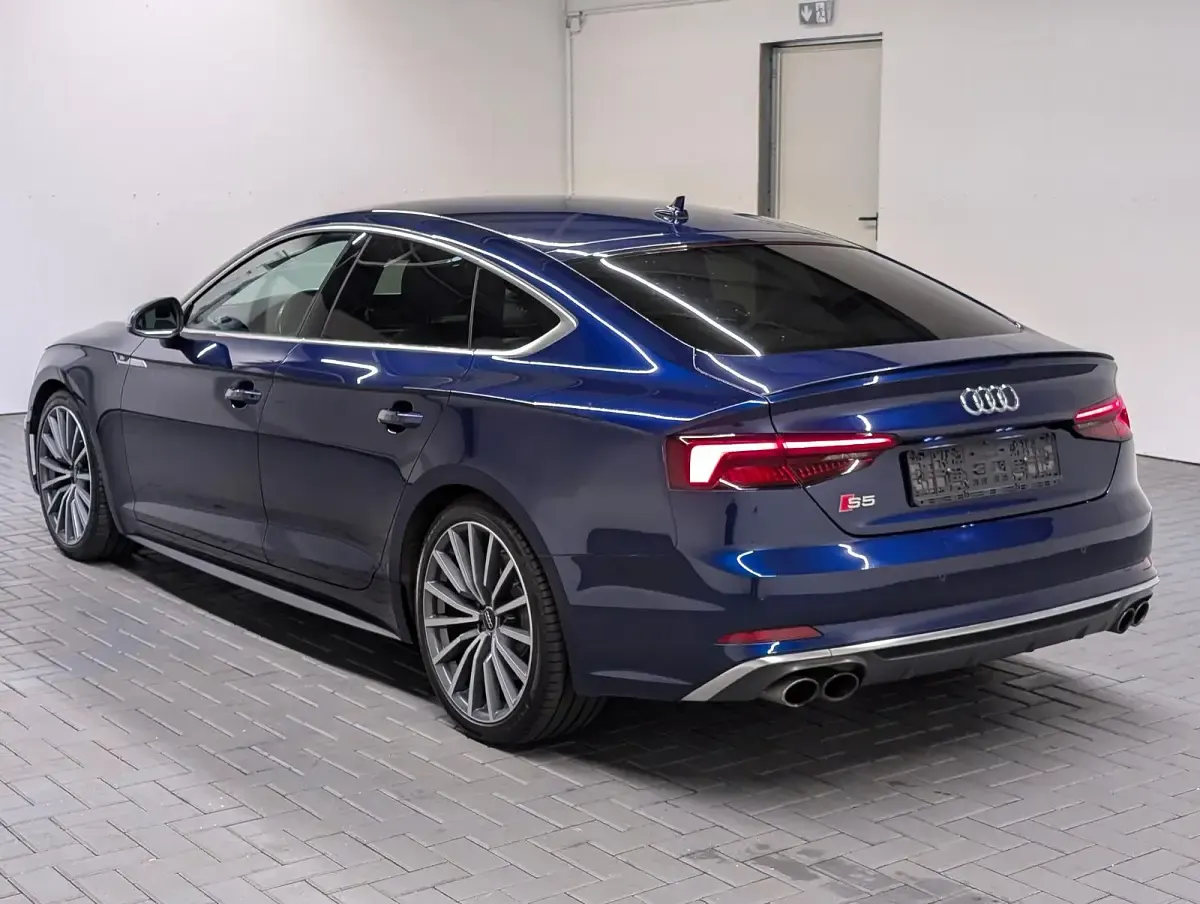 Gebraucht Audi S5 Sportback Sport 354 PS (260 kW) 2018 Navarrablaumet. Kleinwagen