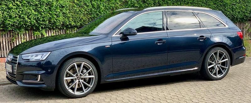 Blau Gebraucht 2017 Audi A4 S-Line Kombi | 25.200 € (Fairer Preis) - Bild 1/4