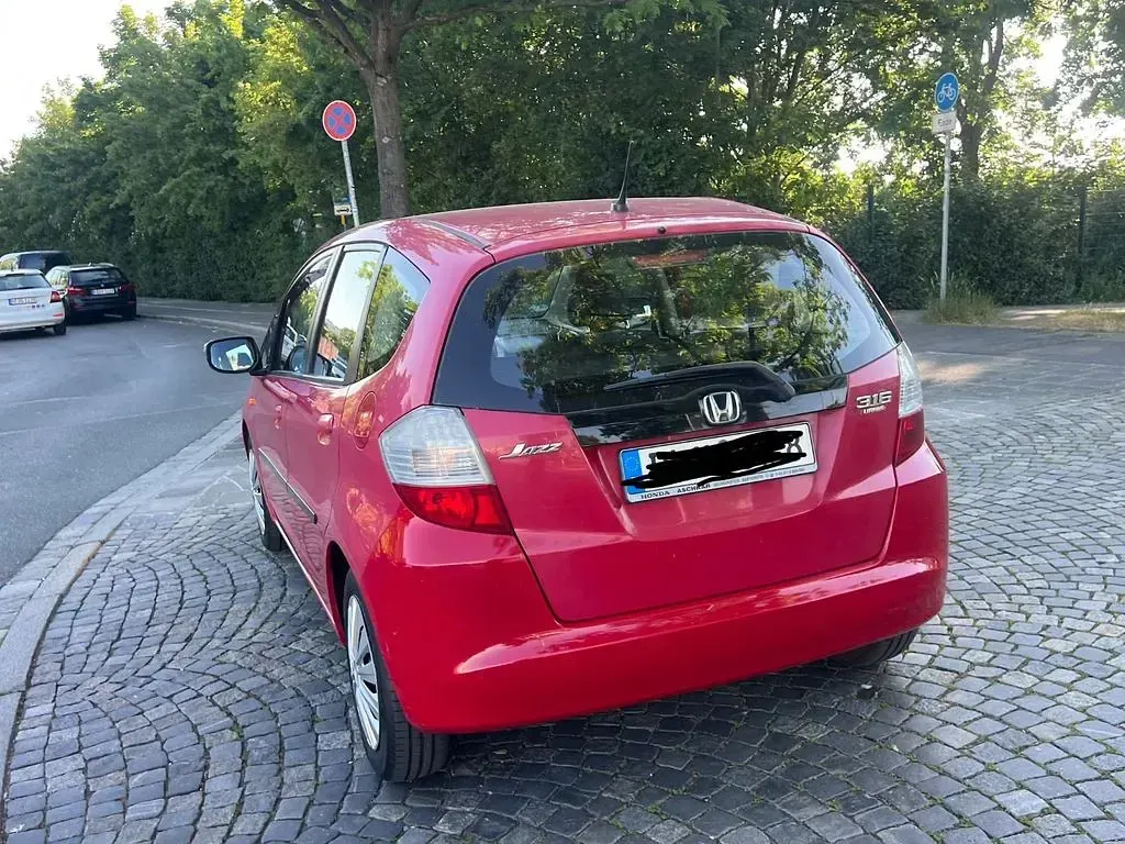 Brugt Honda Jazz Trend 90 HK (66 kW) 2011 Rød Hatchback