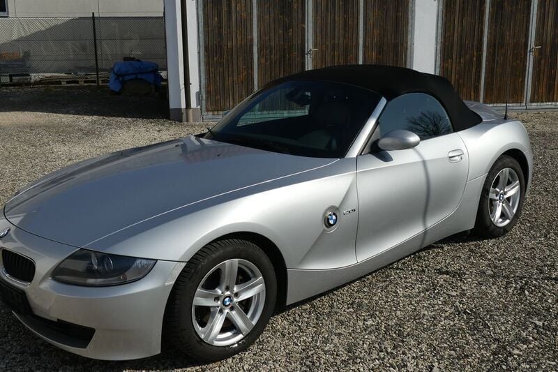 Silber Gebraucht 2008 BMW Z4 Sport Line Cabrio | 10.490 € (Guter Preis) - Bild 1/4
