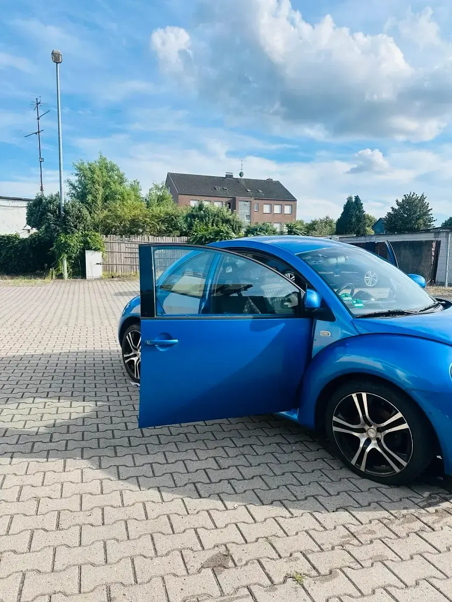 Gebraucht VW New Beetle 115 PS (84 kW) 2000 Blau Kleinwagen