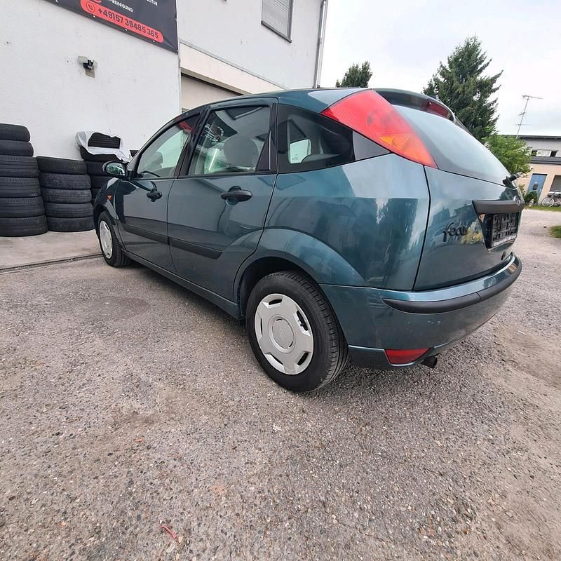 Gebraucht 2001 Ford Focus Coupé | 2.300 € (Etwas zu teuer) - Bild 1/4