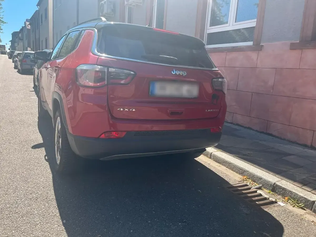 Gebraucht Jeep Compass 170 PS (125 kW) 2018 Rot SUV