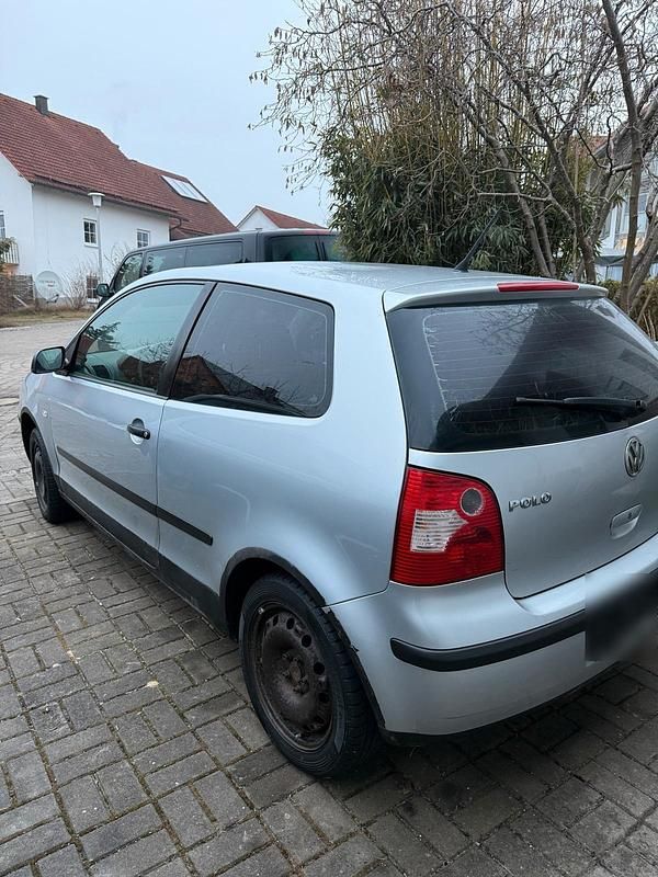 Gebraucht VW Polo 75 PS (55 kW) 2004 Silber Kleinwagen