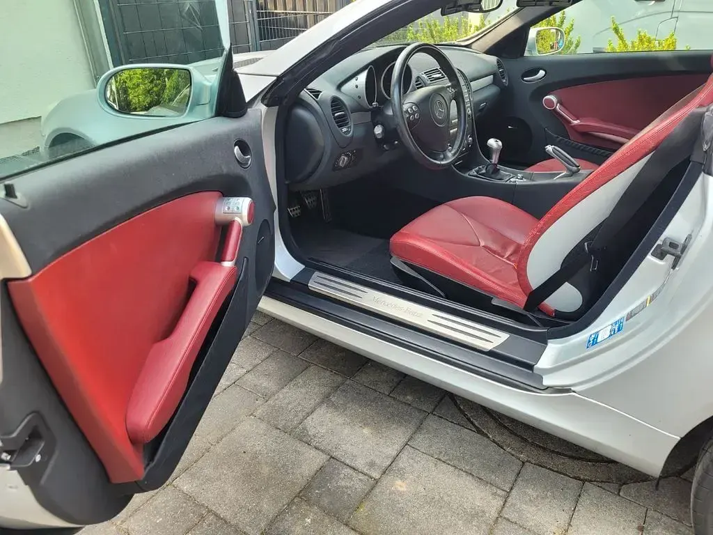 Gebraucht Mercedes SLK350 272 PS (200 kW) 2004 Silber Cabrio