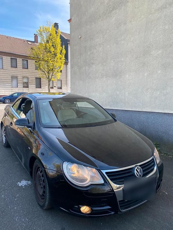 Second-hand VW Eos 150 CP (110 kW) 2006 Negru Cabrio