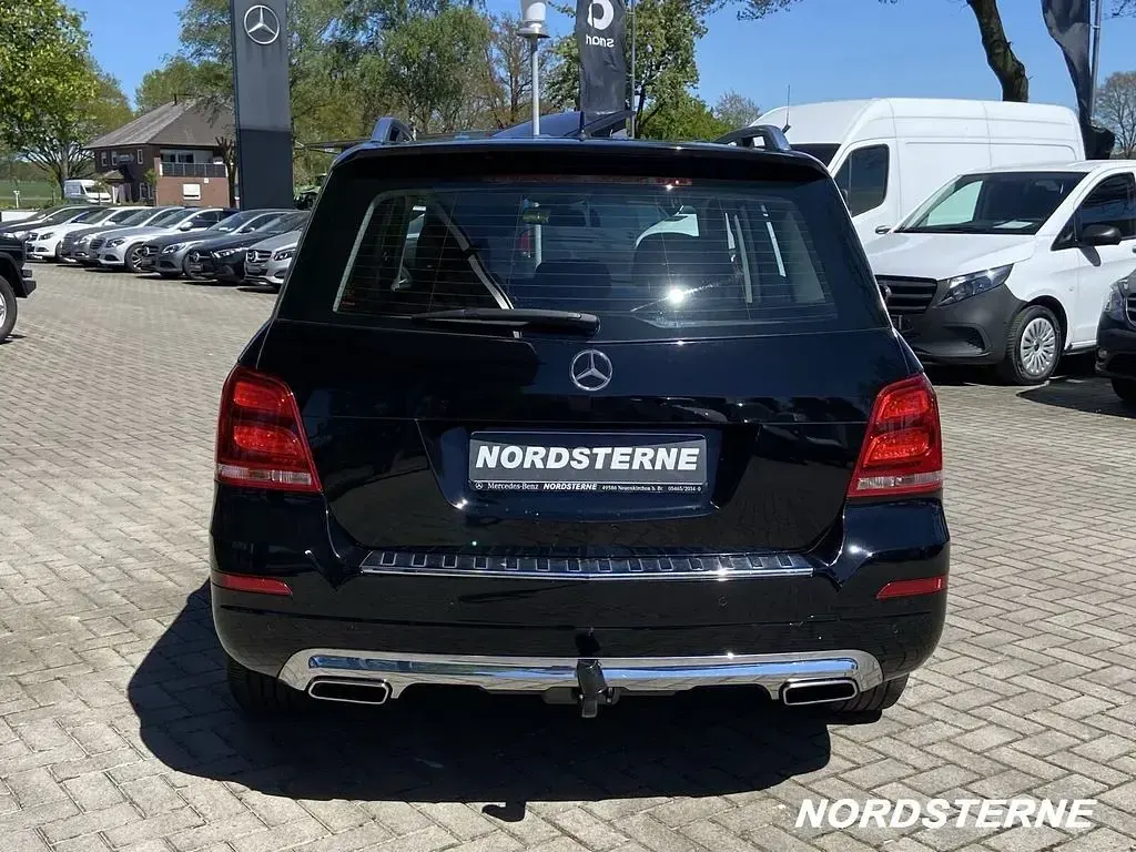 Gebraucht Mercedes GLK200 143 PS (105 kW) 2014 Schwarz SUV