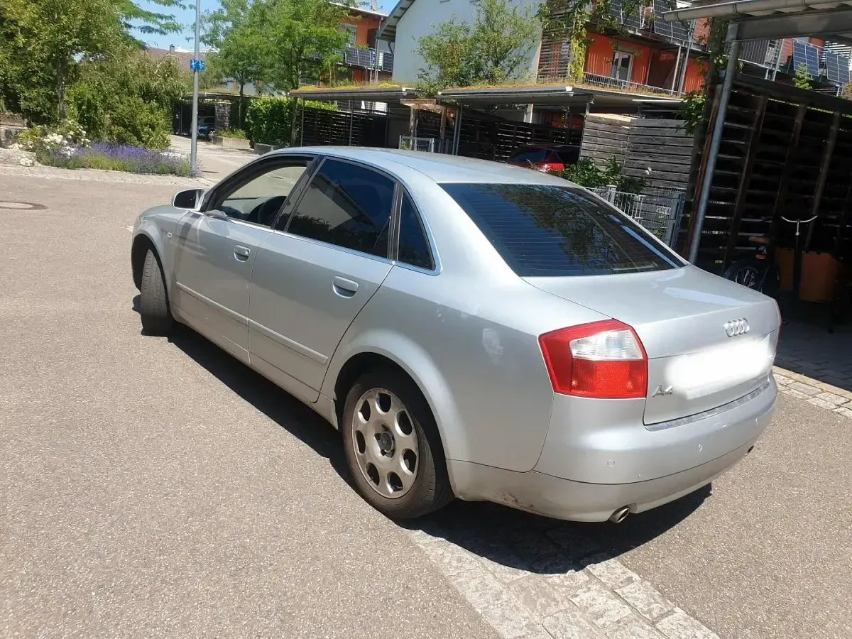 Gebraucht Audi A4 190 PS (139 kW) 2004 Grau Limousine