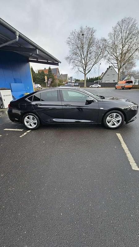 Gebraucht Opel Insignia 163 PS (119 kW) 2015 Limousine