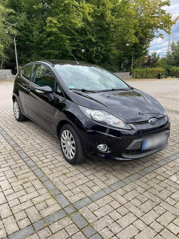 Schwarz Gebraucht 2011 Ford Fiesta Kleinwagen | 5.100 € (Fairer Preis) - Bild 1/4
