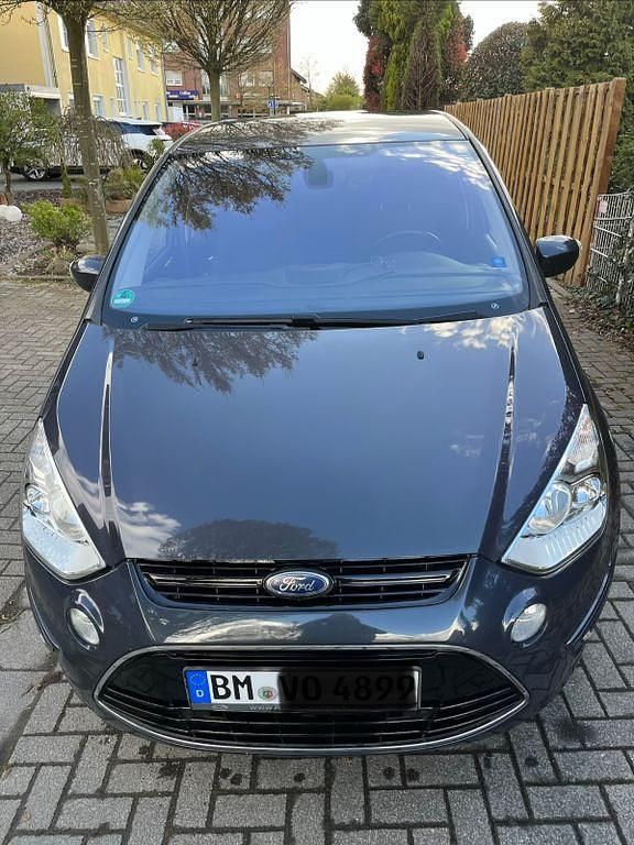 Gebraucht Ford S-MAX Titanium 163 PS (119 kW) 2013 Van / Kleinbus