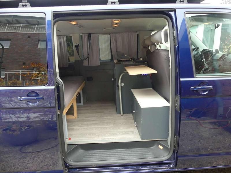 Gebraucht VW T5 131 PS (96 kW) 2007 Blau Van