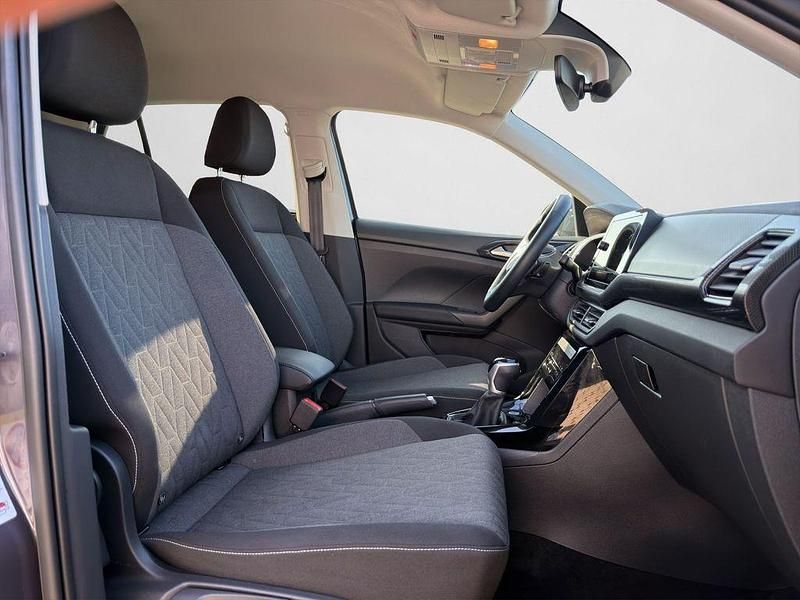 Gebraucht VW T-Cross Life 116 PS (85 kW) 2025 Rauchgrau metallic (metallic) SUV