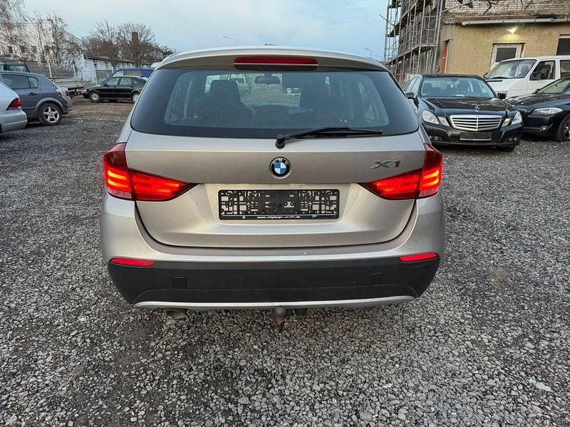 Gebraucht BMW X1 143 PS (105 kW) 2011 Silber SUV