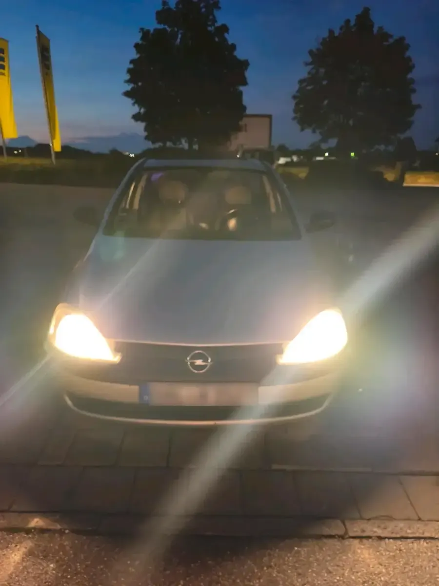 Gebraucht Opel Corsa 75 PS (55 kW) 2001 Silber Kleinwagen