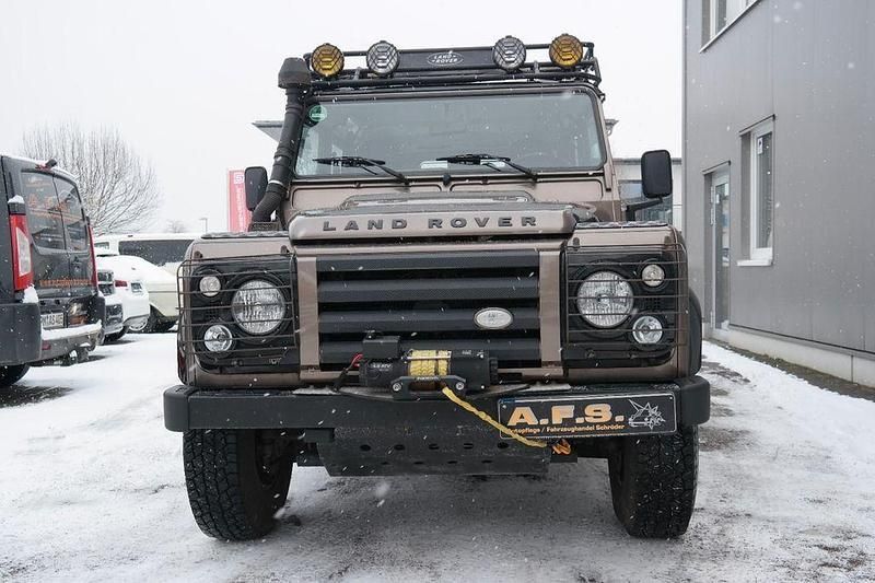 Gebraucht Land Rover Defender 122 PS (89 kW) 2014 Braun SUV