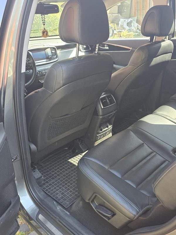 Gebraucht Kia Sorento 200 PS (147 kW) 2016 Grau SUV