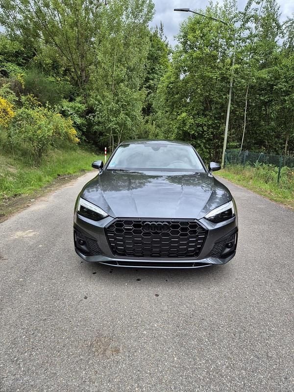 Gebraucht Audi A5 S-Line 204 PS (150 kW) 2024 Grau Coupé