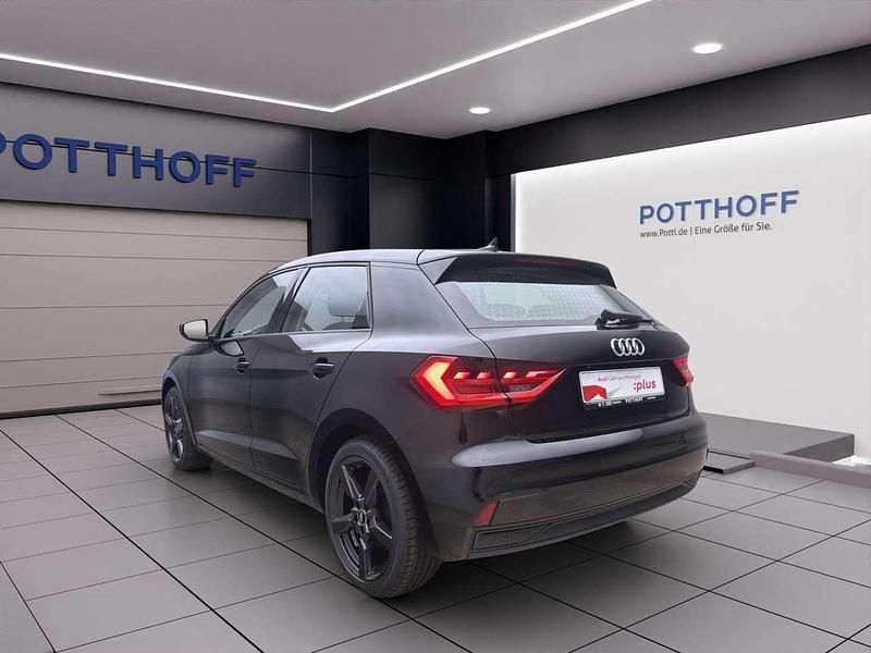 Gebraucht Audi A1 95 PS (69 kW) 2025 Mythosschwarz metallic SUV