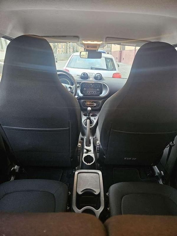 Gebraucht Smart ForFour 90 PS (66 kW) 2019 Kleinwagen