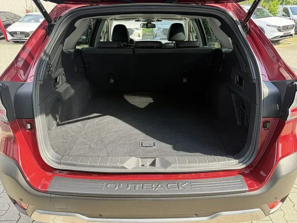 Gebraucht Subaru Outback Platinum 169 PS (124 kW) 2022 Crimson red (p) Kombi