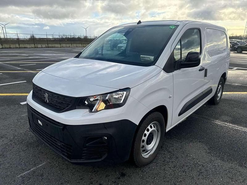 Weiss Neu 2025 Peugeot E-Partner Van / Kleinbus | 14.900 € - Bild 1/4