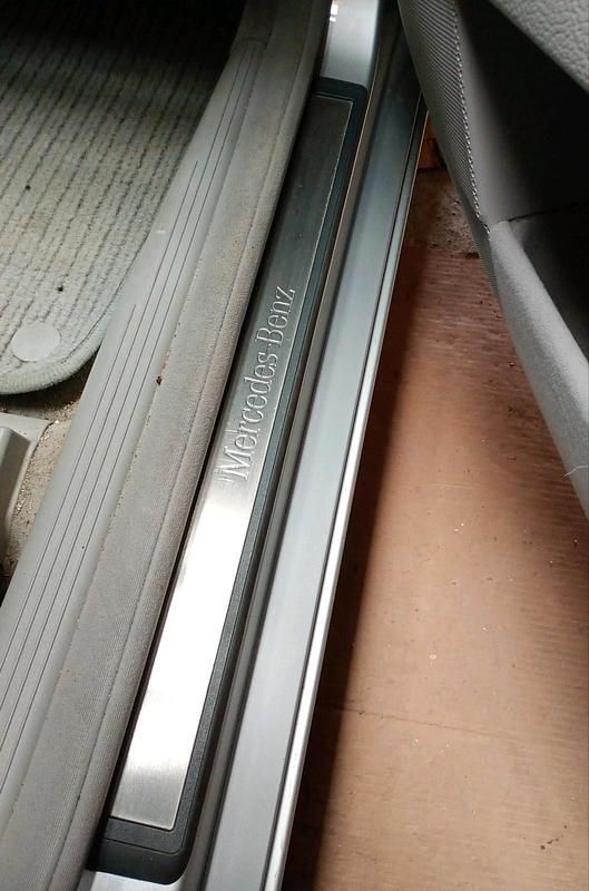 Gebraucht Mercedes 200 122 PS (89 kW) 2003 Silber Limousine