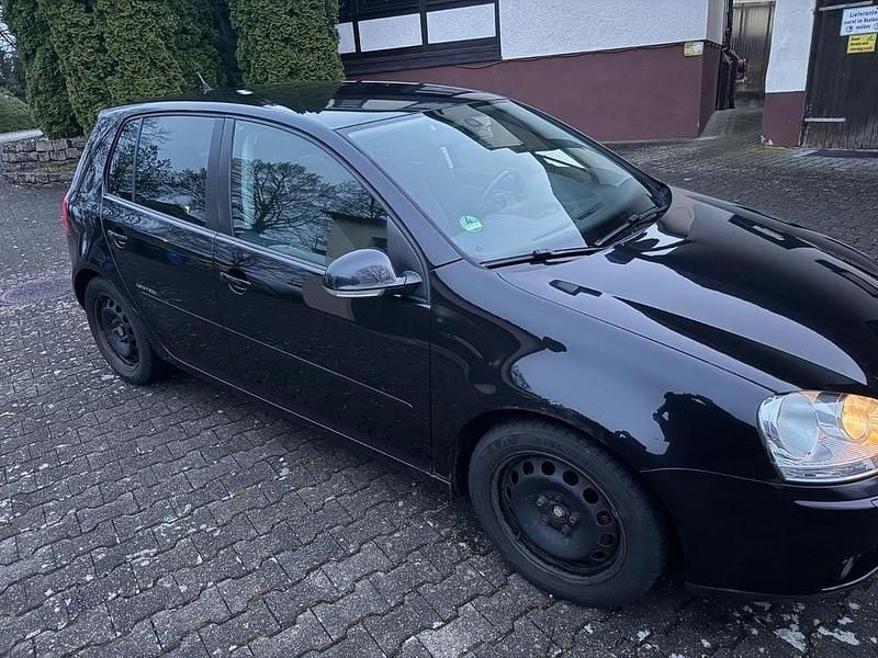 Gebraucht VW Golf VI 102 PS (75 kW) 2008 Schwarz Kleinwagen