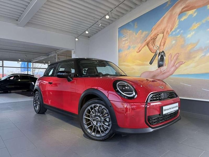 Second-hand Mini Cooper Classic 156 CP (114 kW) 2024 Roșu Hatchback
