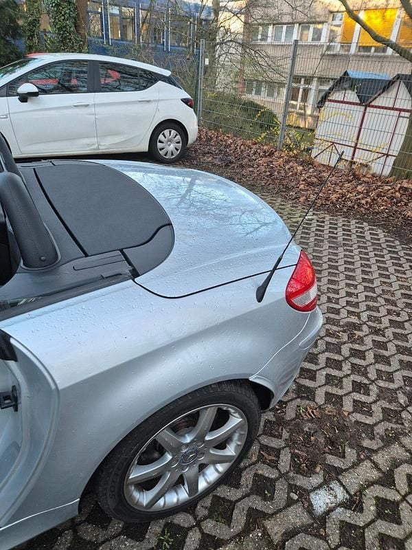 Gebraucht Mercedes SLK350 272 PS (200 kW) 2006 Silber Cabrio