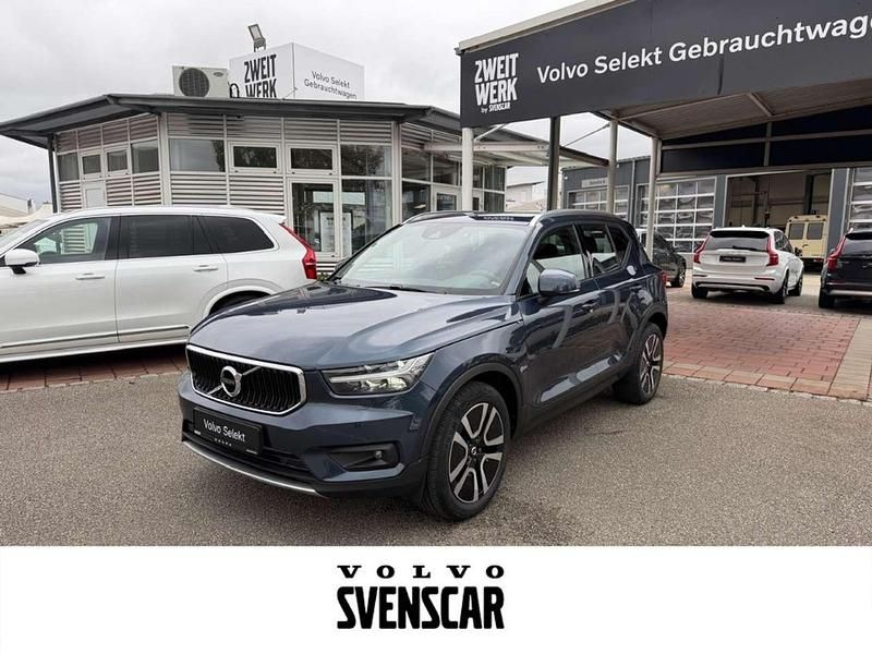 Blau Gebraucht 2021 Volvo XC40 Momentum SUV | 26.490 € (Fairer Preis) - Bild 1/4