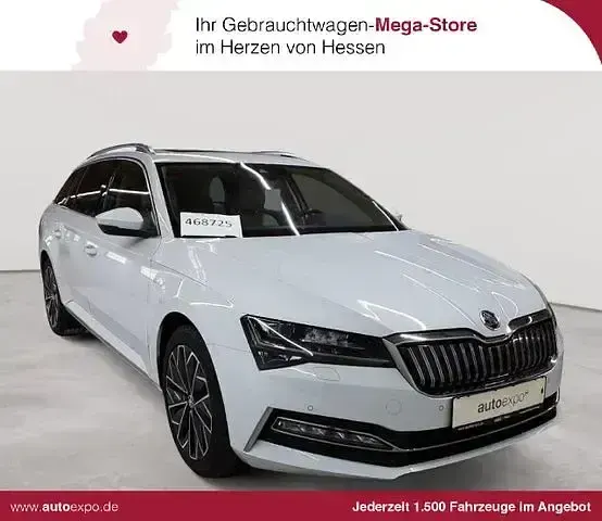 Gebraucht Skoda Superb LAURIN & KLEMENT 156 PS (114 kW) 2022 Kombi