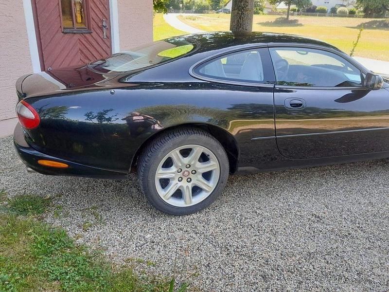 Brugt Jaguar XKR 363 HK (266 kW) 1999 Grøn Coupe