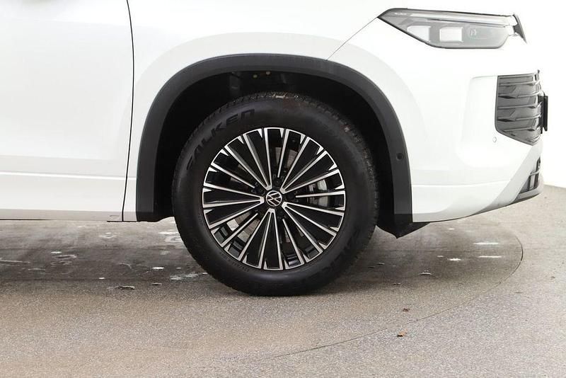 Gebraucht VW Tayron Life 150 PS (110 kW) 2025 Oryxweiß perlmutteffekt SUV