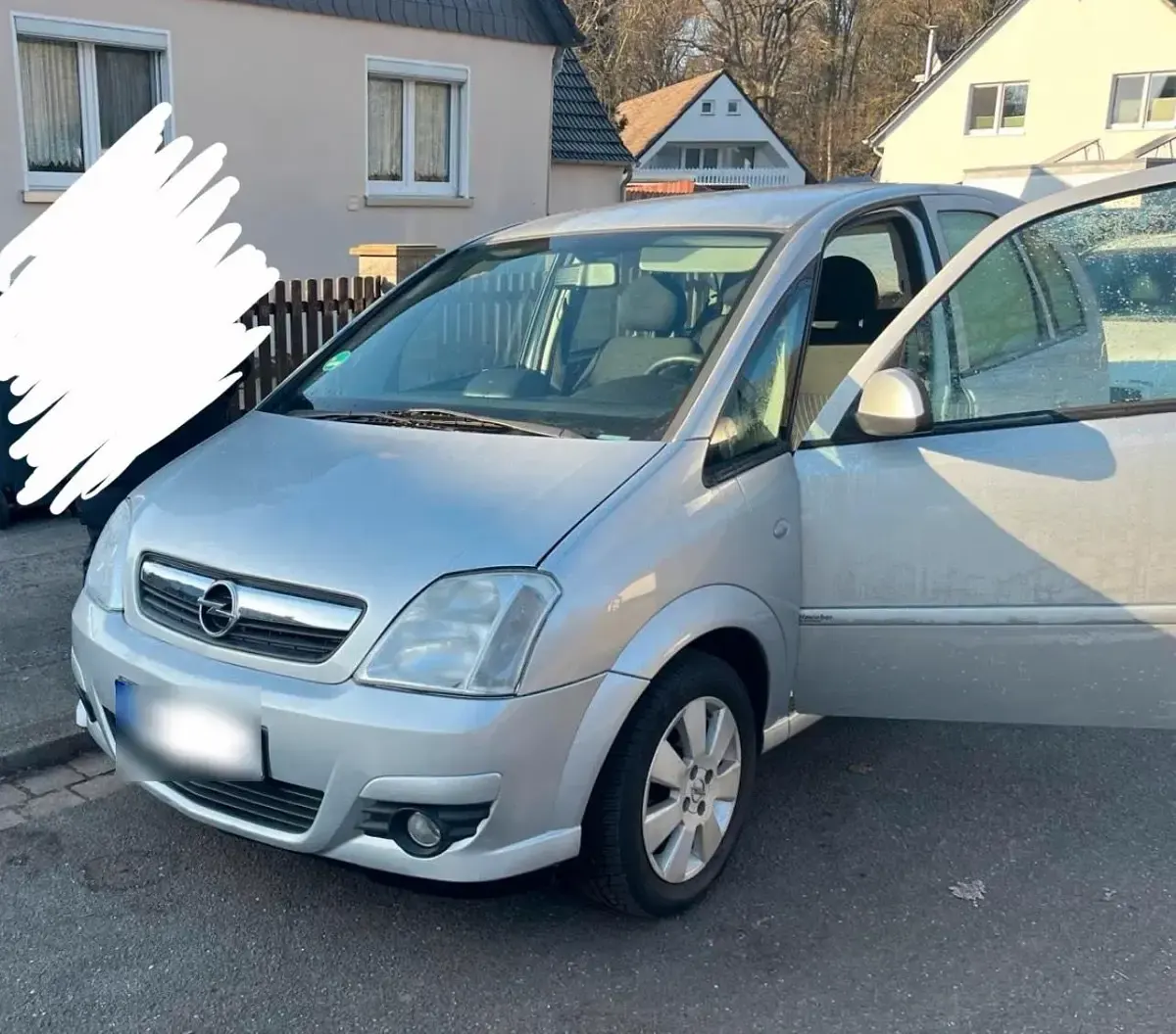 Gebraucht Opel Meriva 105 PS (77 kW) 2006 Silber Van / Kleinbus