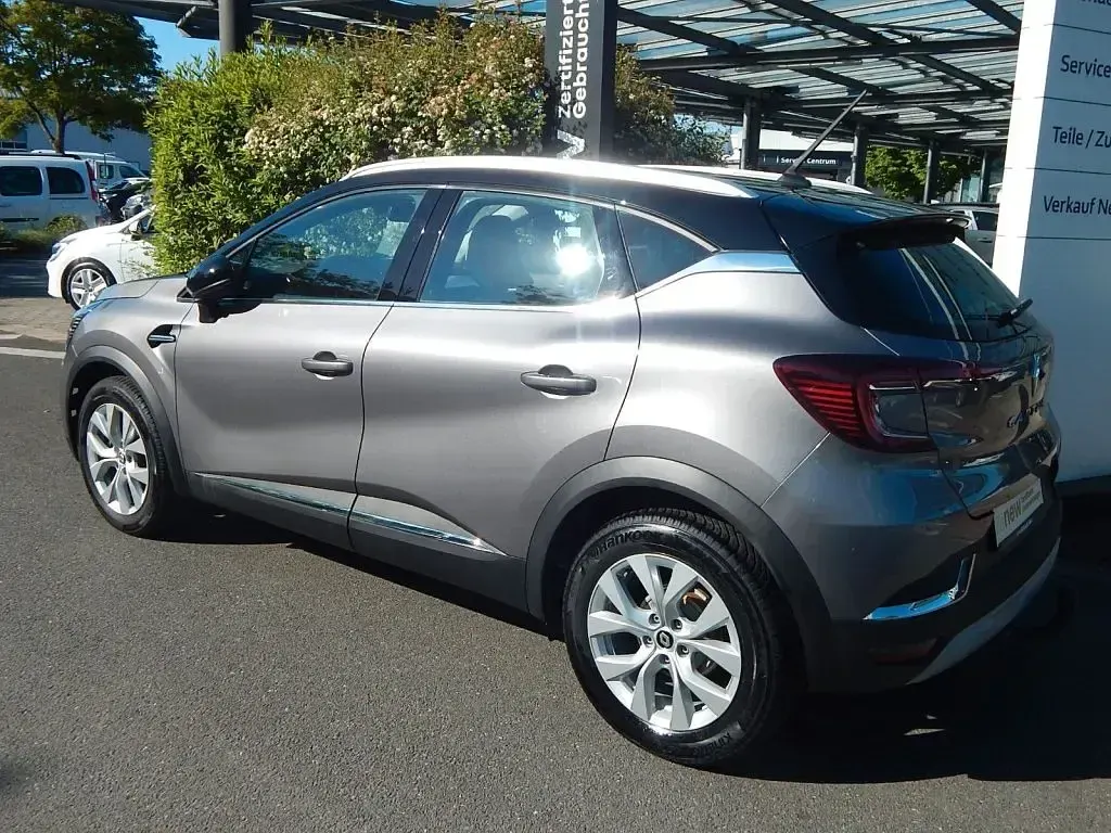 Gebraucht Renault Captur Intens 140 PS (102 kW) 2022 Grau SUV