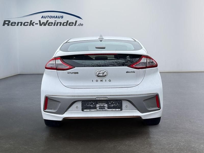 Gebraucht Hyundai Ioniq Style 88 kW (120 PS) 2018 Weiß Kleinwagen