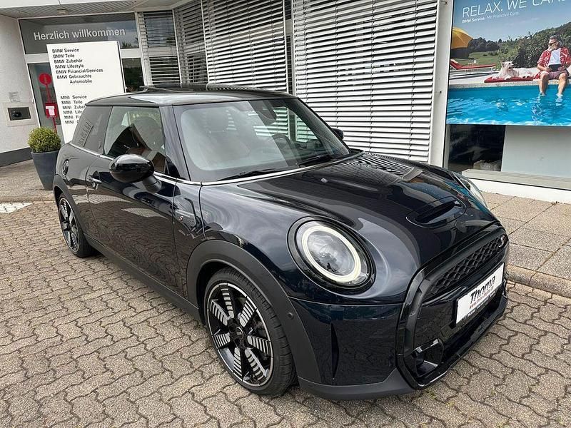 Schwarz Gebraucht 2022 Mini Cooper S Kleinwagen | 27.590 € (Fairer Preis) - Bild 1/4
