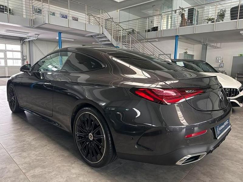 Gebraucht Mercedes 300 AMG Line Premium Plus 258 PS (189 kW) 2024 Graphitgrau metallic (metallic) Coupé