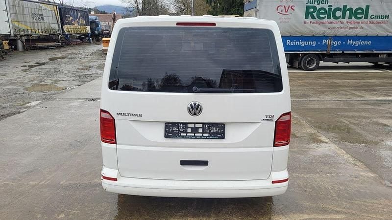 Second-hand VW T6 150 CP (110 kW) 2016 Alb Van