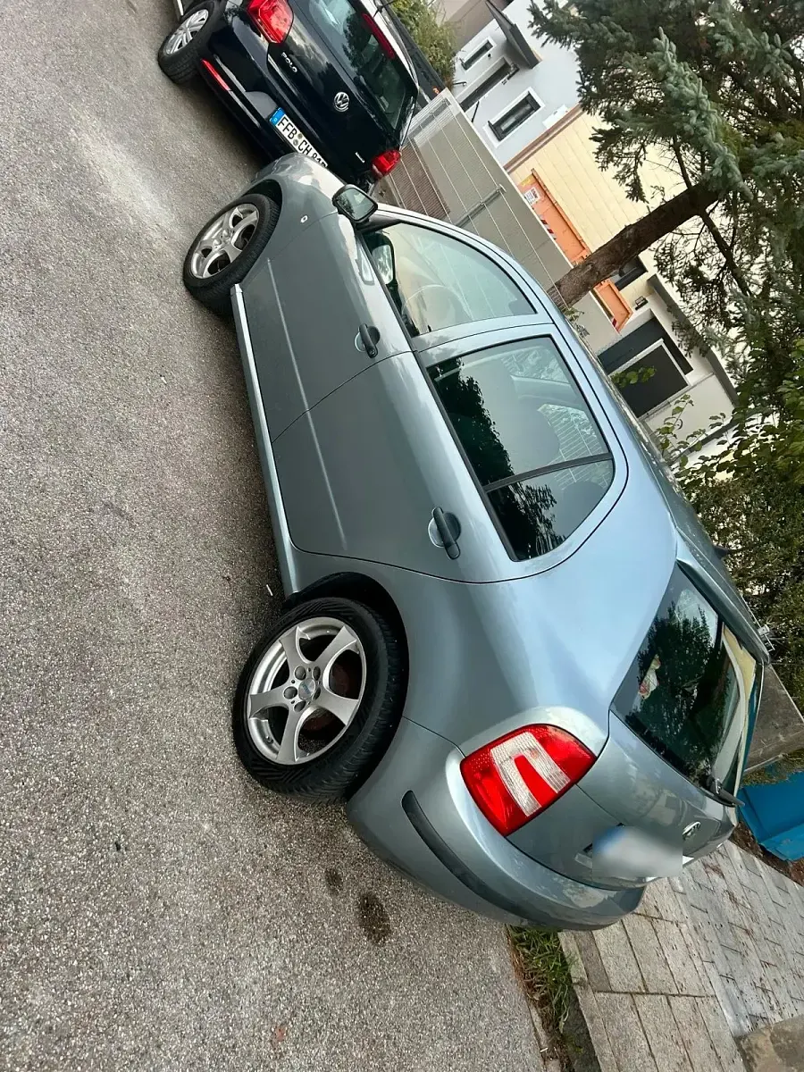 Gebraucht Skoda Fabia 54 PS (39 kW) 2007 Silber Kleinwagen