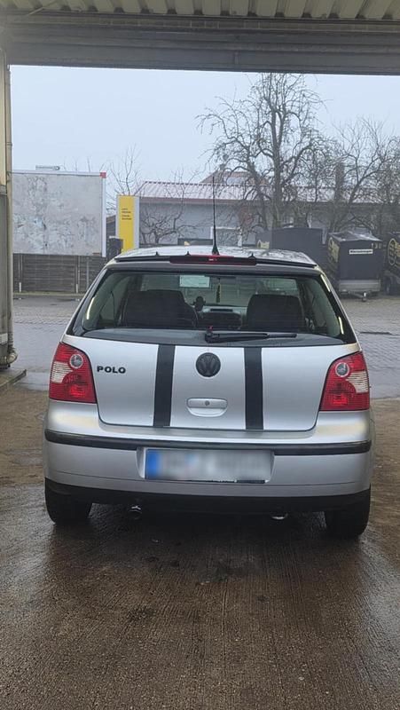 Gebraucht VW Polo 55 PS (40 kW) 2004 Grau Kleinwagen