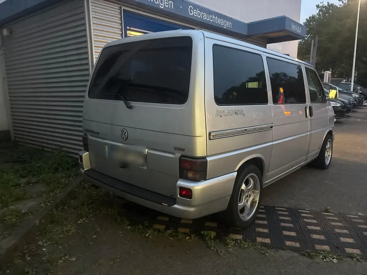 Gebraucht VW T4 151 PS (111 kW) 2000 Silber Van