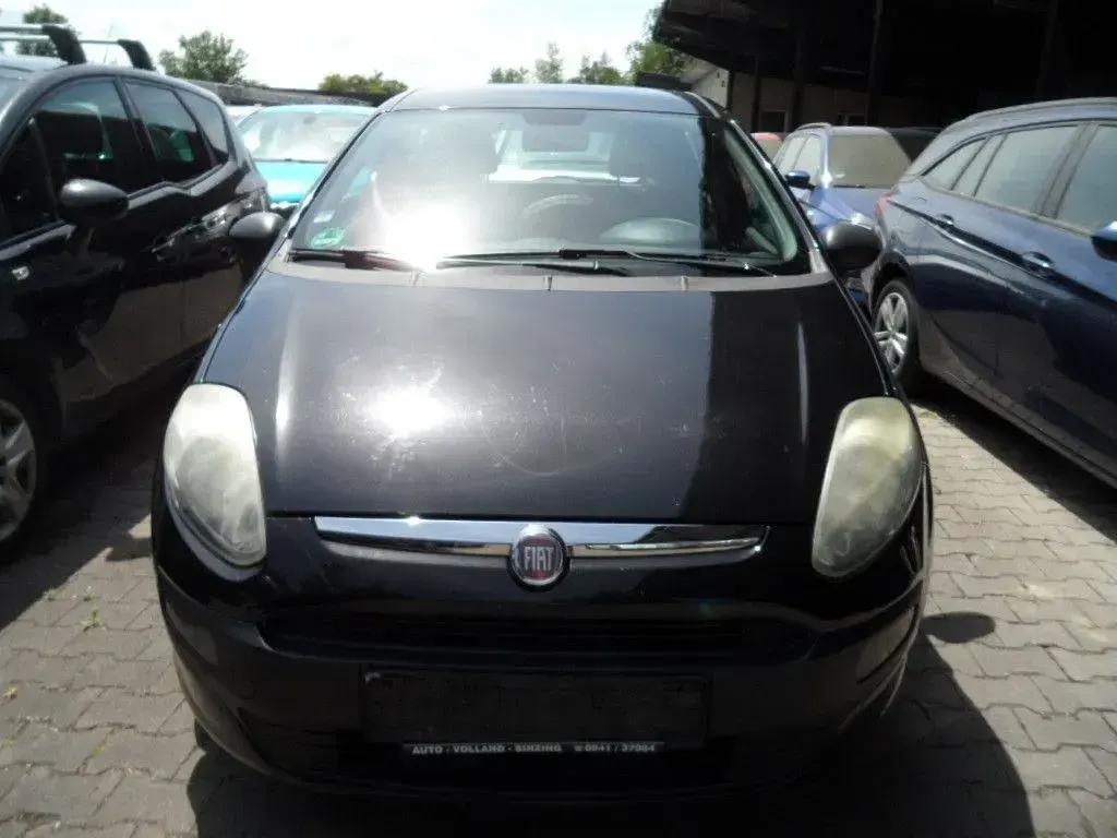 Gebraucht Fiat Punto Evo Active 77 PS (56 kW) 2011 Schwarz Kleinwagen