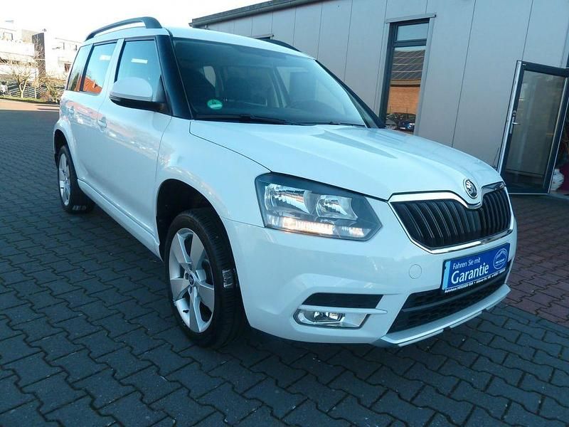 Gebraucht Skoda Yeti Ambition 105 PS (77 kW) 2015 Weiß SUV