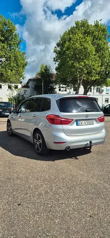 Gebraucht BMW 216 Gran Tourer 116 PS (85 kW) 2018 Silber Van / Kleinbus