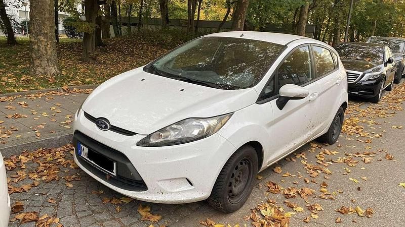 Gebraucht Ford Fiesta Ambiente 60 PS (44 kW) 2010 Kleinwagen