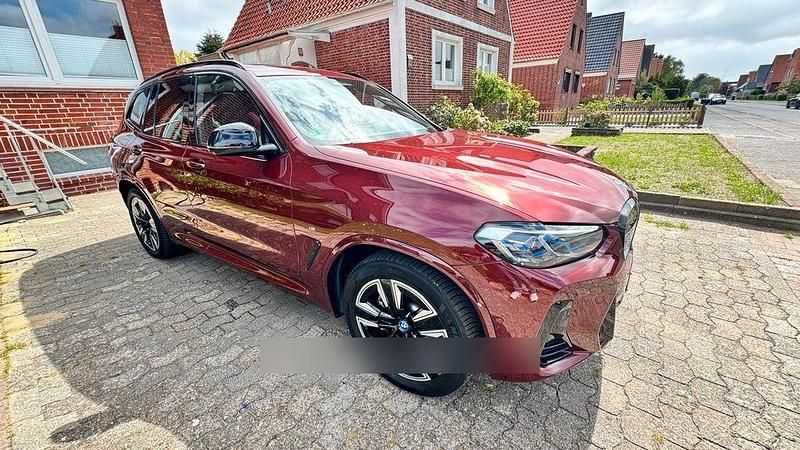 Gebraucht BMW iX3 Impressive 210 kW (286 PS) 2024 Rot SUV