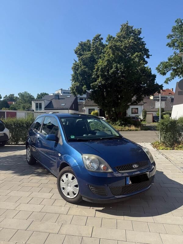Blau Gebraucht 2008 Ford Fiesta Kleinwagen | 1.900 € (Fairer Preis) - Bild 1/4